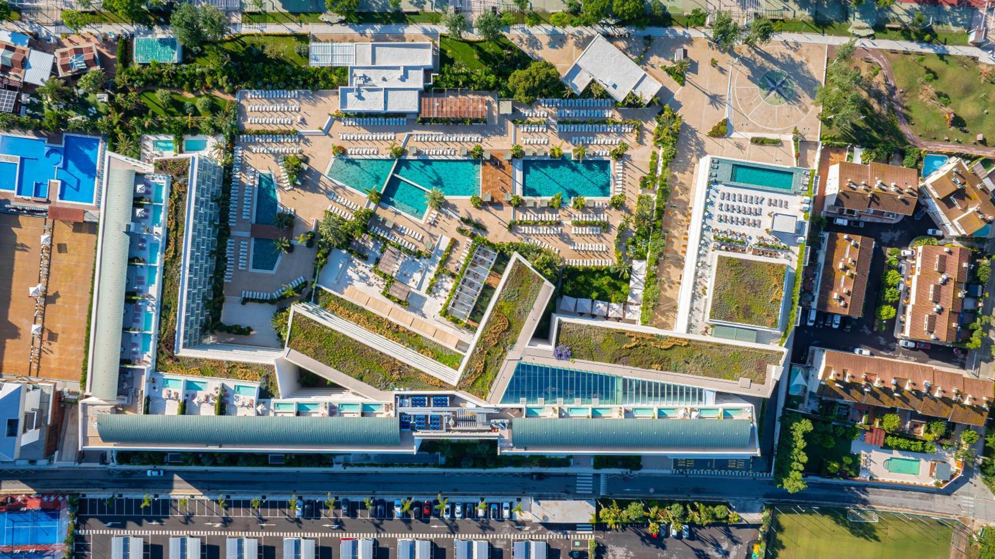 Atzavara Hotel & Spa Santa Susanna Eksteriør billede Aerial view of the complex
