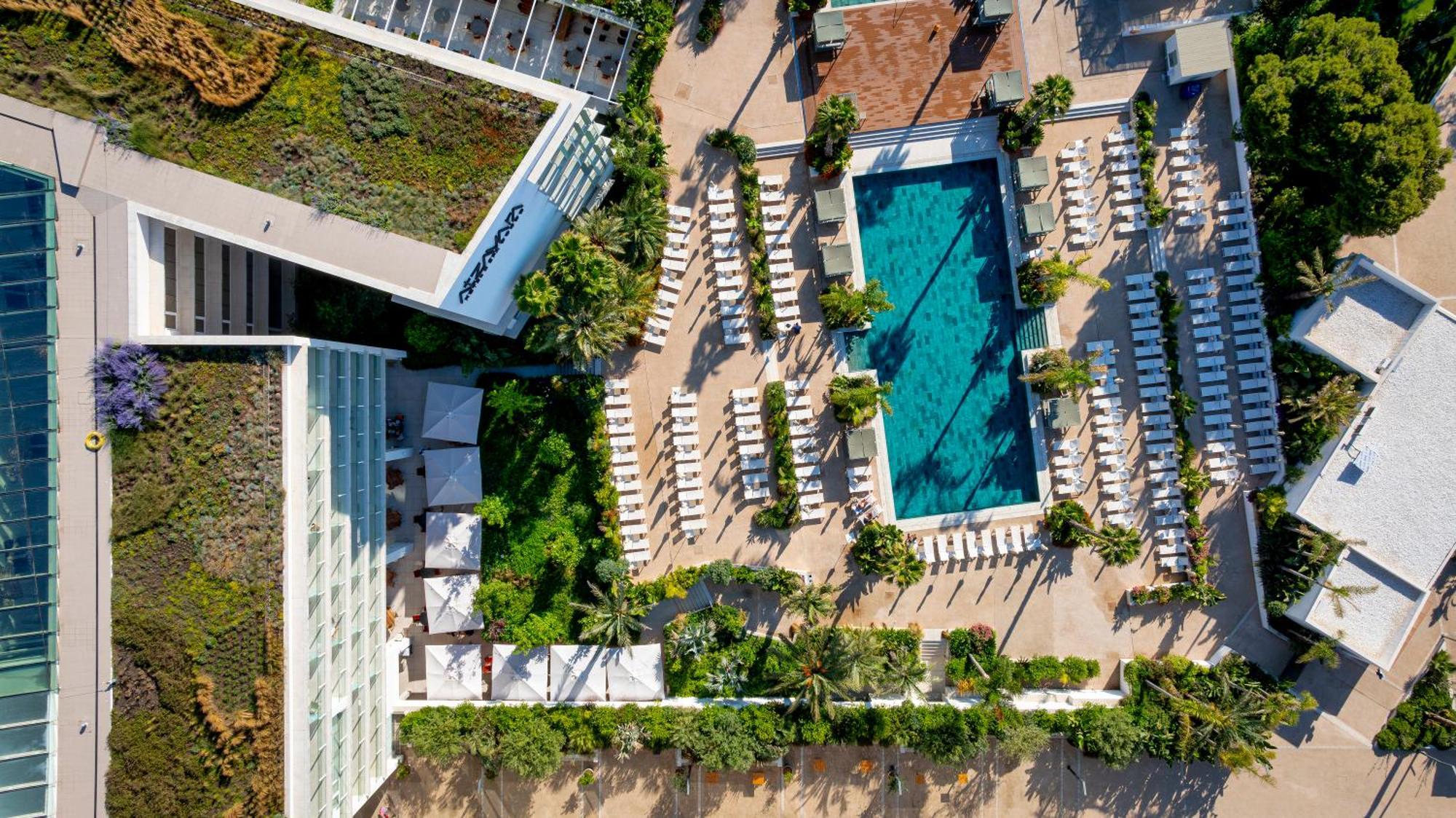 Atzavara Hotel & Spa Santa Susanna Eksteriør billede Aerial view of the hotel